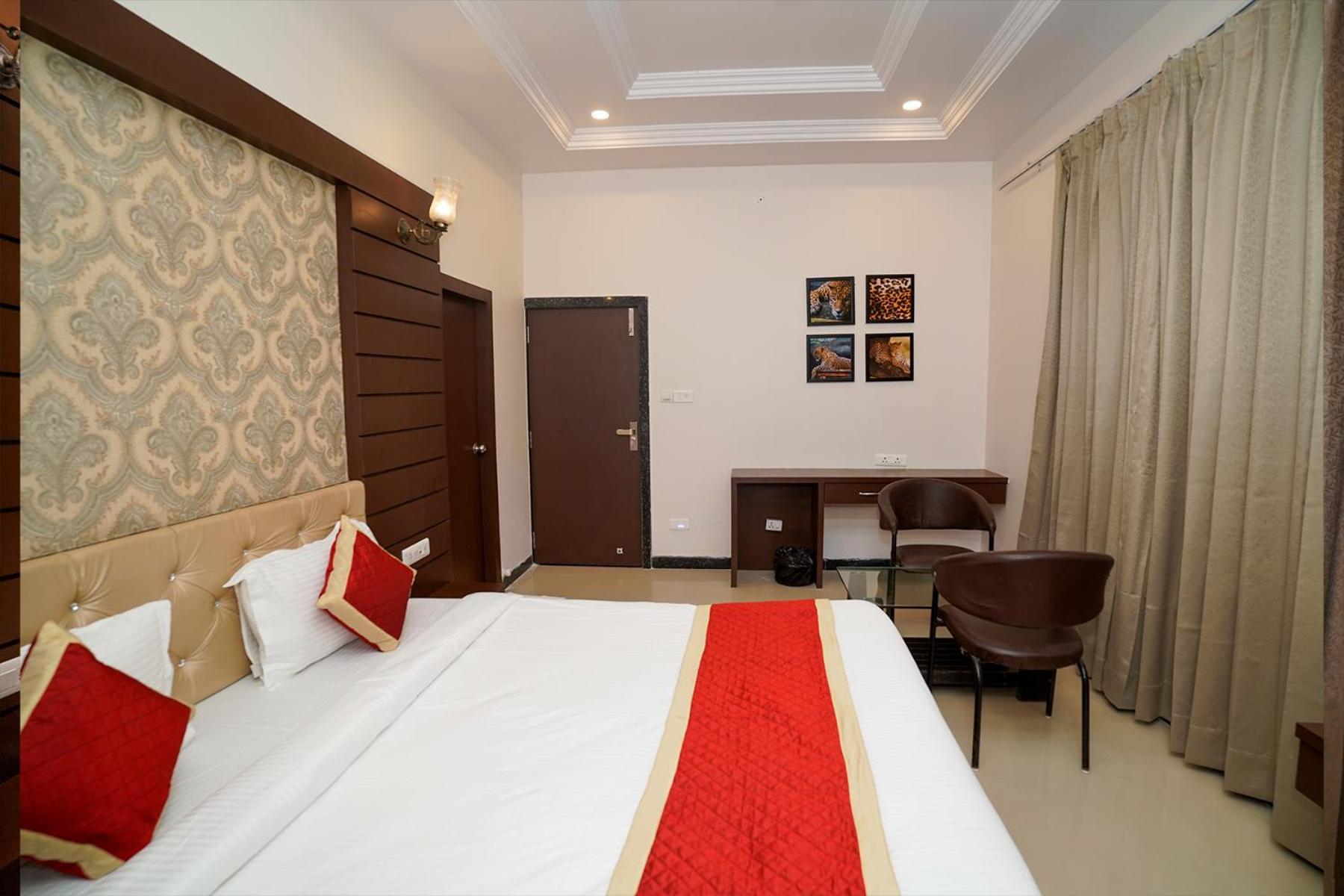 Tiger'S Trail Hotel & Food Court Kumbhalgarh Buitenkant foto
